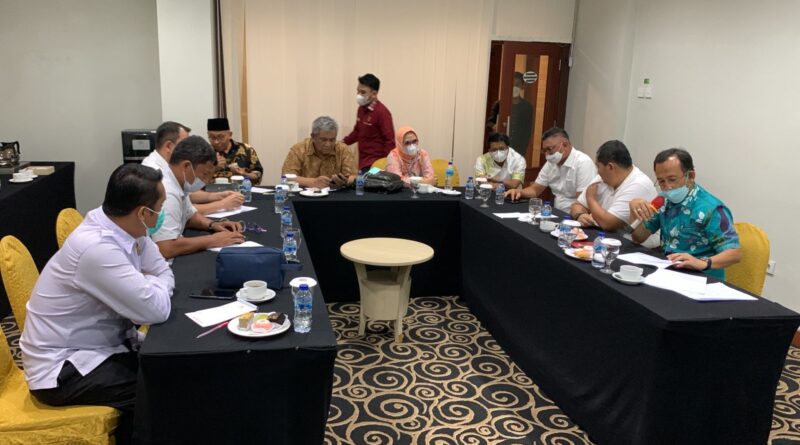 Foto saat berdiskusi bahas investasi