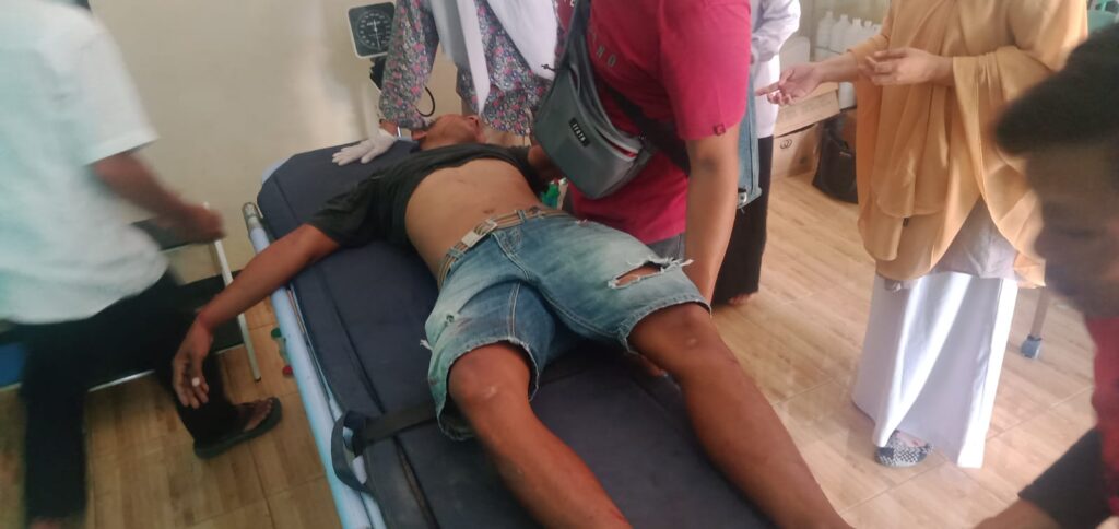 Foto keadaan Pekerja Harian, Soni yang terjatuh dari ketinggian 20 Meter