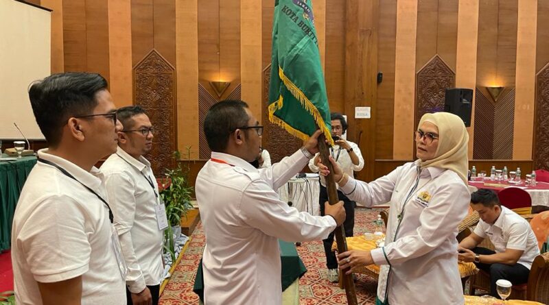 Foto Pelantikan Ferdian Menjadi Pimpinan Kadin