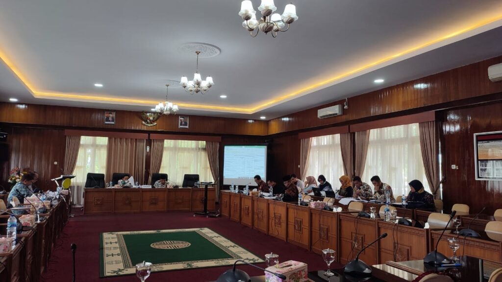Foto Suasana Raker Komisi I DPRD Bahas KUA dan PPAS