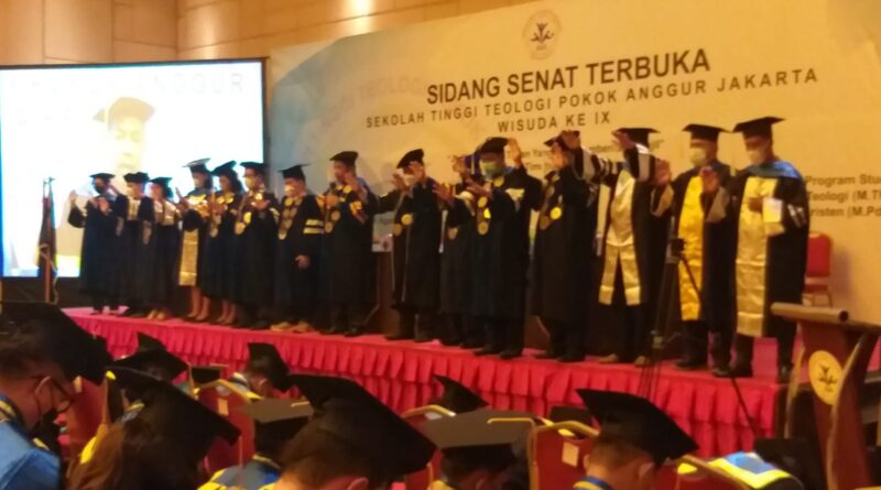 Foto Suasana Acara Sidang Senat Terbuka STT Pokok Anggur Jakarta