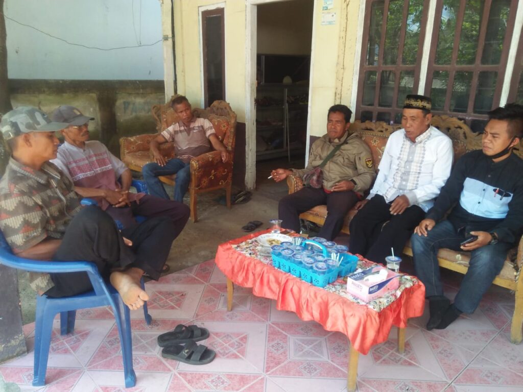 Foto suasana rapat koordinasi di Bima