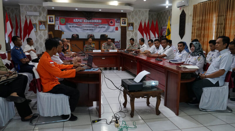 Rapat Koordinasi tanggap darurat bencana banjir di Kabupaten Barito Selatan, Kalimantan Tengah, Rabu, 5 April 2023 (Foto: Diskominfo Barsel)