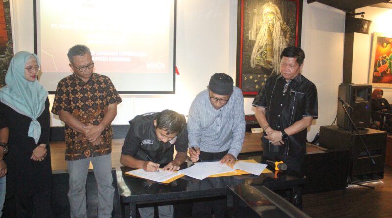 Penandatanganan Kerjasama bersama PT Paskomnas, Jum'at, 14 April 2023 (Foto: Dok. DPC Karawang Pemuda Tani)