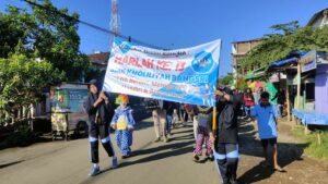 Foto: Jalan Sehat Para siswa-siswi SMK Kholiliyah Bangsri dalam rangkaian acara Harlah SMK Kholiliyah Bangsri ke-13 (Foto: IST) 