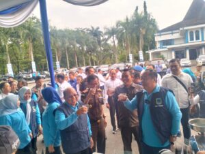 Foto: Bupati dan Wakil Bupati Lahat bersama unsur Forkopimda menikmati Kopi Lahat di acara Festival Kopi Lahat 2023.
