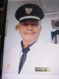Foto: Kades Pematang Kasih, Kecamatan Pantai Cermin (dok. Mirza).