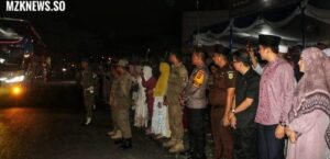 Plt. Bupati Kaffah bersama Forkopimda menyambut kedatangan 355 Jemaah Haji asal Kab. Muara Enim (Foto: IST)