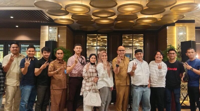 Foto Bersama Para Influencer Sumbar yang Akan Menghadiri WIES 2023