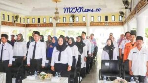 Para PPPK jabatan Guru dan Teknis Formasi tahun 2022 yang menerima Gaji Perdana (Foto: IST)
