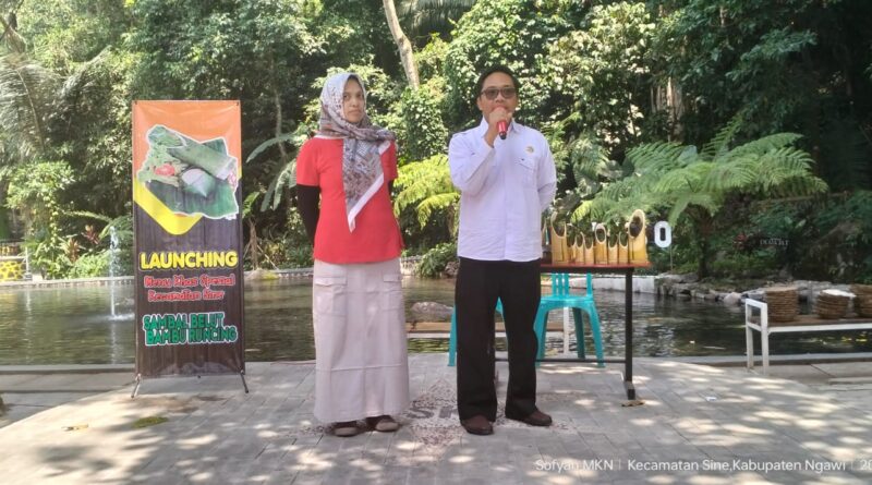 Foto Kecamatan Sine adakan giat launching menu sambal Belut Bambu Runcing sebagai makanan khas