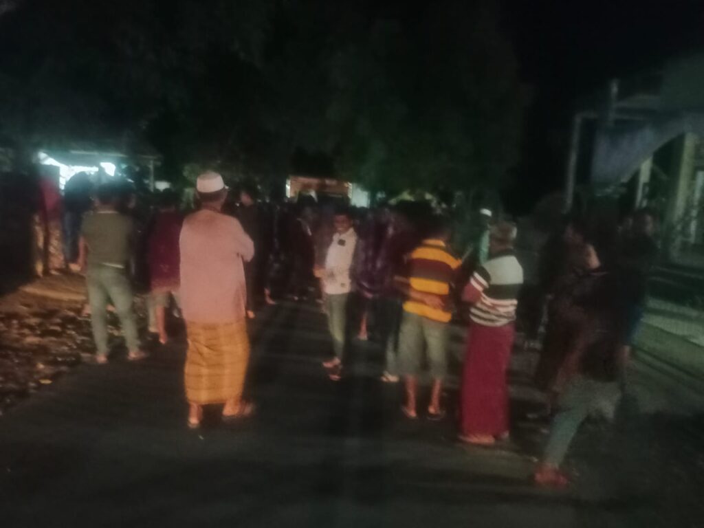 Foto Suasana Blokade Jalan