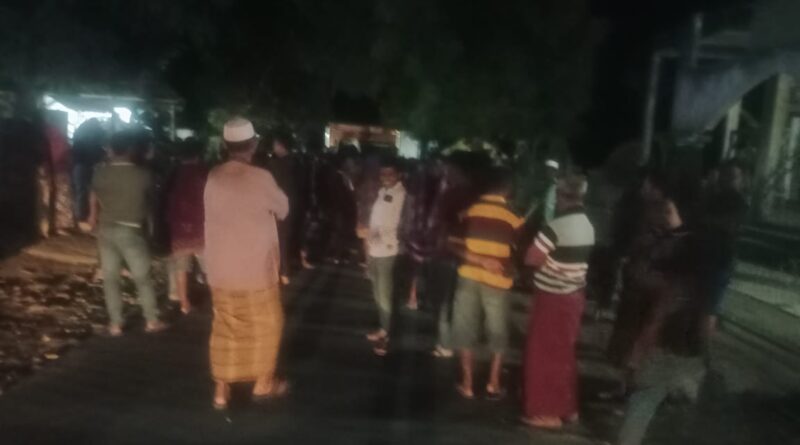 Foto Warga masyarakat Woro Utara Saat Menanggapi Isu yang Terjadi