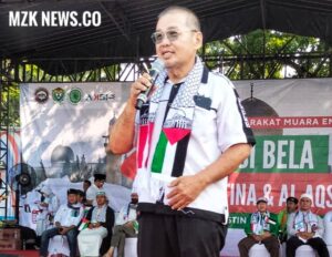 Tokoh Masyarakat Kabupaten Muara Enim, Inisiator Aksi Bela Palestina saat menyampaikan, Stop Ekspansi Agresi Israel di Palestina, kepada Pemerintah RI diminta dapat memainkan perannya di kancah internasional, meminta Intervensi Dunia Internasional menjadi jembatan perundingan Gencatan senjata Israel vs Palestina (Foto: IST)