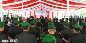 Danrem 044/Garuda Dempo saat memberikan arahan kepada Jajaran Personel TNI AD Wilayah Korem 0404/Garuda Dempo (Foto: IST) 