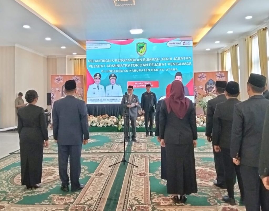 Pelantikan pejabat baru di lingkungan Kabupaten Barito Utara, Jum'at (30/1/2026) (Foto: IST)