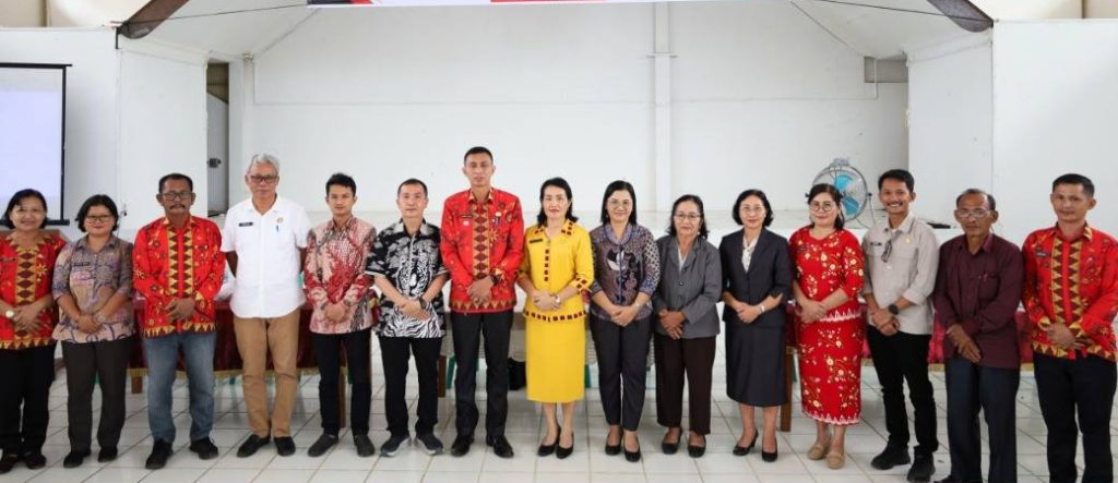 Pemerintah Kabupaten Nias Barat resmi menggelar Musyawarah Perencanaan Pembangunan (Musrenbang) RKPD Tahun 2027 tingkat kecamatan di Aula Paroki Salib Suci Nias Barat, Kecamatan Mandrehe, pada Kamis (25/2/2026). (Foto: Pemkab Nias Barat)