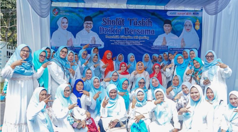 Rangkaian kegiatan Salat Tasbih dan Zikir Bersama di Rumah Dinas Bupati Deli Serdang resmi berakhir pada Kamis (26/2/2026). Acara spiritual ini melibatkan jemaah dari seluruh kecamatan yang ada di wilayah Kabupaten Deli Serdang. (Foto: Pemkab Deli Serdang)