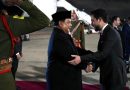 Presiden Republik Indonesia, Prabowo Subianto, resmi memulai kunjungan kerjanya di Amman, Kerajaan Yordania Hasyimiah disambut hangat oleh Putra Mahkota Yordania, Pangeran Al Hussein bin Abdullah II di Bandar Udara Militer Marka pada Selasa malam (24/2/2026) (Foto: BPMI Setpres)