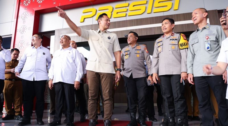 Menko Infrastruktur dan Pengembangan Kewilayahan, Agus Harimurti Yudhoyono, dalam Rapat Koordinasi di Markas Polda Sumatra Selatan (Foto: Humas Kemenko Infra)