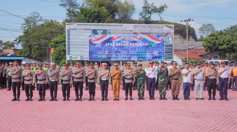 Apel Gelar Pasukan Operasi Keselamatan Toba 2026 di Lapangan Mako Polres Toba, Senin (2/2/2026) (Foto: IST)
