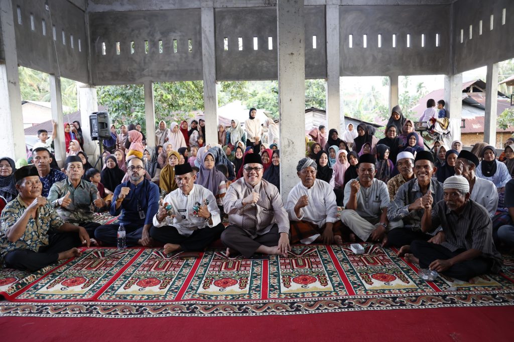 Ketua DPRD Provinsi Sumatera Barat Muhidi, hadir langsung di tengah masyarakat GUO, Kelurahan Kuranji, Kota Padang (6/2/2026) (Foto: IST)