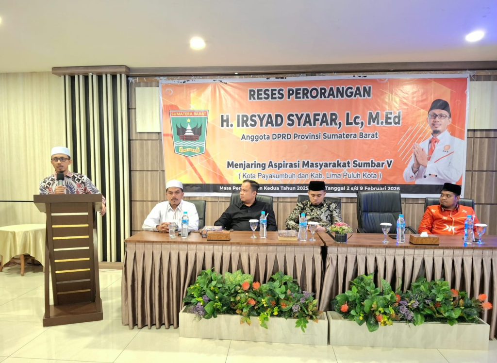 Anggota DPRD Sumbar Irsyad Safar gelar kegiatan reses di Hotel Mangkuto, Kota Payakumbuh, Minggu (8/2/2026) (Foto: IST)