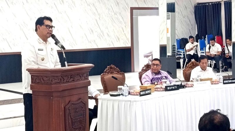 Pemerintah Daerah Kabupaten Barito Utara Terima kunjungan dan audensi dari Kepala Badan Narkotika Nasional Propinsi (BNNP) Kalimantan Tengah Brigjen Pol. Mada Roostanto, S.E., M.H., beserta jajarannya yang dilaksanakan di Balai Pertemuan Balai Antang Muara Teweh, Rabu (18/2/2026) (Foto: IST)