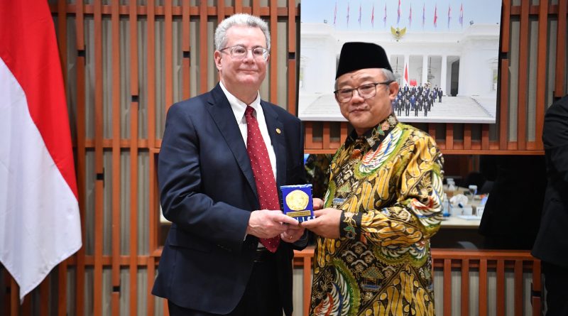Kemendikdasmen memperkuat diplomasi pendidikan global melalui kemitraan strategis bersama McGill University Kanada dan Uni Emirat Arab (UEA), Sabtu (7/2/2026) (Foto: Kemendikdasmen/InfoPublik)