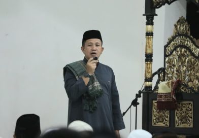 Bupati Morowali Iksan Baharudin Abdul Rauf Safari Ramadan di Masjid Al Hidayah, Desa Moahino, Kecamatan Witaponda. (Foto: MC. Kab. Morowali/InfoPublik)