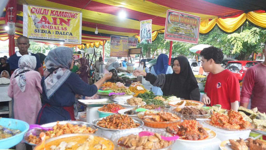 Salah satu Pasa Pabukoan di Kota Padang (Foto: Pemerintah Kota Padang)