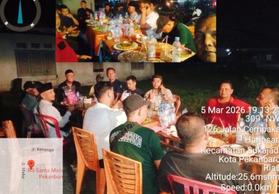 Keluarga besar Hulubalang Pekanbaru mengadakan pertemuan silaturahmi sekaligus buka puasa bersama dalam rangka menyambut bulan suci Ramadan 1447 H. Kegiatan yang penuh kehangatan ini dipimpin langsung oleh Datuk Nasir selaku ketua organisasi pada Kamis (5/3/2026). (Foto: IST)