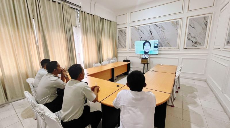 Petugas Lembaga Pemasyarakatan (Lapas) Kelas IIA Pekanbaru mengikuti Asesmen Anggota Tim Satuan Tugas Operasi Kepatuhan Internal pada Rabu (5/3/2026). Kegiatan ini diselenggarakan oleh Direktorat Kepatuhan Internal Ditjenpas guna memperkuat pengawasan di lingkungan pemasyarakatan. (Foto: Humas Lapas llA Pekanbaru)