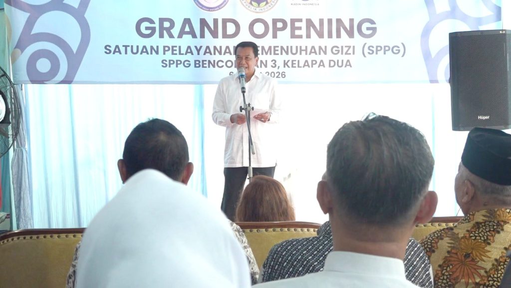 Bupati Tangerang, Moch. Maesyal Rasyid, meresmikan Satuan Pelayanan Pemenuhan Gizi (SPPG) Bencongan 3 di Kecamatan Kelapa Dua, Jumat (6/3/2026). (Foto: Diskominfo Kab. Tangerang)