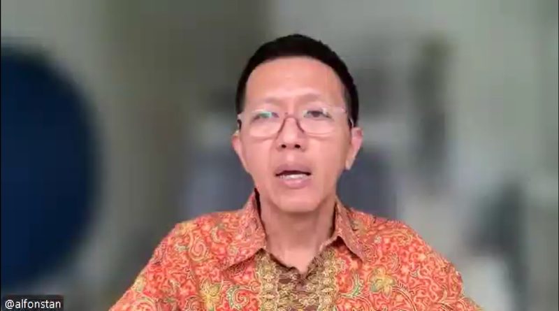 Pengamat keamanan siber Alfons Tanujaya. (Tangkapan layar zoom)