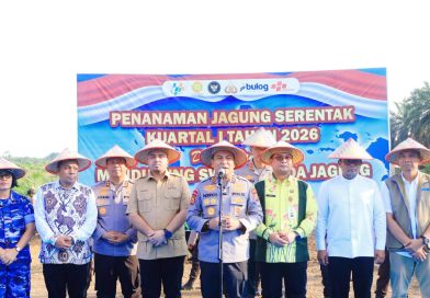 Kapolda Riau, Irjen Pol Herry Heryawan, menghadiri agenda penanaman jagung serentak yang dipimpin langsung oleh Kapolri Jenderal Listyo Sigit Prabowo, Sabtu (7/3/2026). Kegiatan ini dilakukan secara virtual melalui Zoom Meeting bersama seluruh Polda se-Indonesia. (Foto: Humas Polda Riau)
