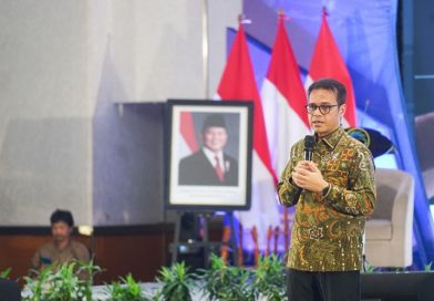 Wamenkomdigi Nezar Patria menyampaikan sambutan dalam acara Kick Off dan Launching Program Media Pers dan Pembangunan Peradaban HAM di Grand Sahid Hotel, Jakarta Pusat, Rabu (11/03/2026). (Foto: Ardi W/Komdigi)