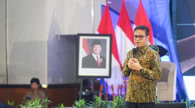 Wamenkomdigi Nezar Patria menyampaikan sambutan dalam acara Kick Off dan Launching Program Media Pers dan Pembangunan Peradaban HAM di Grand Sahid Hotel, Jakarta Pusat, Rabu (11/03/2026). (Foto: Ardi W/Komdigi)