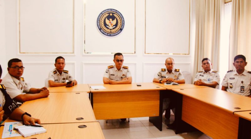 Kepala Lembaga Pemasyarakatan (Lapas) Kelas IIA Pekanbaru, Yuniarto, bersama jajaran pejabat struktural mengikuti kegiatan penguatan tugas dan fungsi pemasyarakatan secara virtual, Kamis (12/03/2026). (Foto: Humas Lapas llA Pekanbaru)