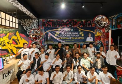 Badan Pengurus Cabang Himpunan Pengusaha Muda Indonesia (BPC HIPMI) Kabupaten Kerinci menggelar acara buka puasa bersama Pemerintah Kabupaten Kerinci. Kegiatan penuh kehangatan ini berlangsung di Caffee Noka Restory, Desa Pelayang Raya, pada Selasa (17/3/2026). (Foto: IST)