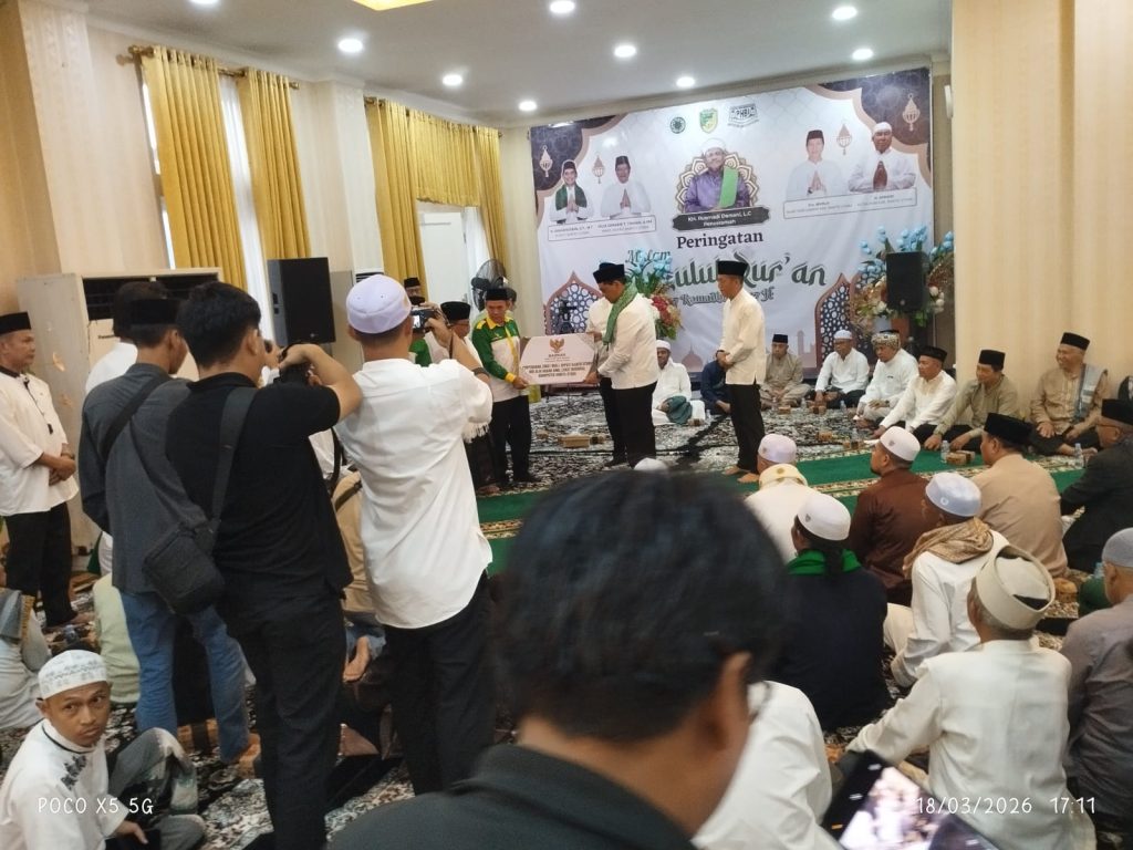 Bupati Barito Utara, H. Shalahuddin, ST., menggelar acara buka puasa bersama (bukber) di Rumah Jabatan, Jalan A. Yani, Muara Teweh, pada Rabu (18/03/2026) sore. (Foto: IST)