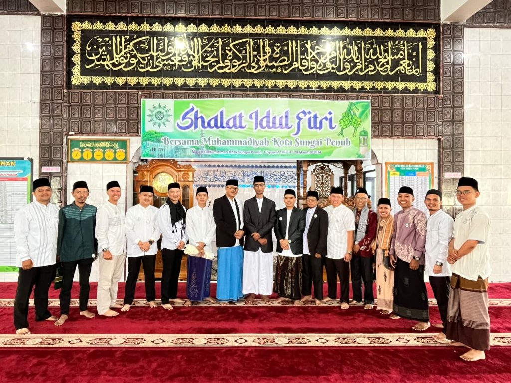 Ribuan jemaah Muhammadiyah di Kota Sungai Penuh dan Kabupaten Kerinci melaksanakan sholat Idul Fitri 1447 H dengan khidmat pada Jumat (20/03/2026). (Foto: IST)