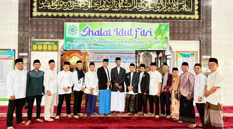 Ribuan jemaah Muhammadiyah di Kota Sungai Penuh dan Kabupaten Kerinci melaksanakan sholat Idul Fitri 1447 H dengan khidmat pada Jumat (20/03/2026). (Foto: IST)