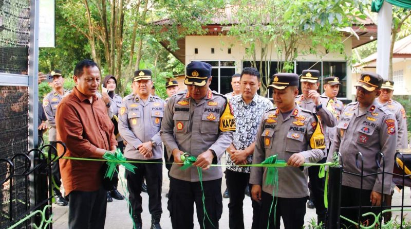 Polsek Kulim Polresta Pekanbaru secara resmi meluncurkan program Tabung Harmoni Hijau (THH) dan Bank Pohon pada Selasa (24/03/2026) pagi. (Foto: Humas Polresta Pekanbaru)