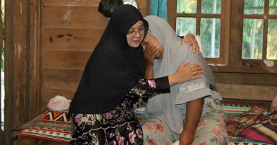 Pemerintah Kabupaten Siak bersama Badan Amil Zakat Nasional (Baznas) menunjukkan kepedulian nyata dengan menyalurkan santunan Ramadan senilai Rp2,7 miliar. Bantuan ini menyasar ribuan mustahik di berbagai pelosok, mulai dari guru ngaji, petugas kebersihan, hingga penggali kubur, Minggu (1/3/2026) (Foto: Pemkab Siak)