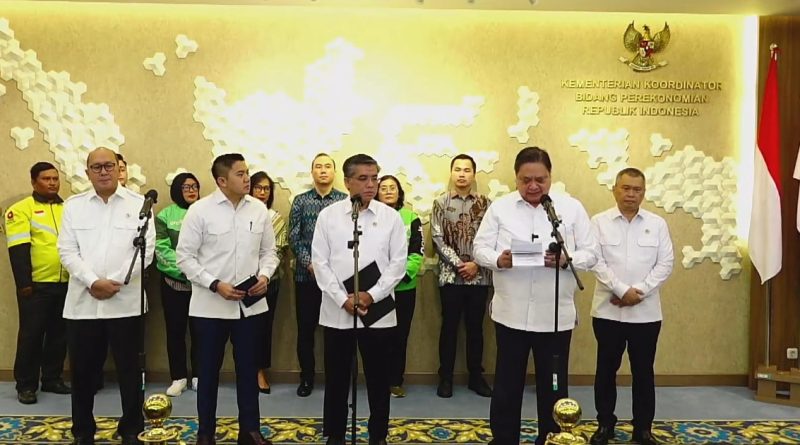 Menteri Koordinator Bidang Perekonomian (Menko Perekonomian) Airlangga Hartanto di Kantor Kemenko Perekonomian, Jakarta, Selasa (3/3/2026). (Foto: Kemenko Ekon)