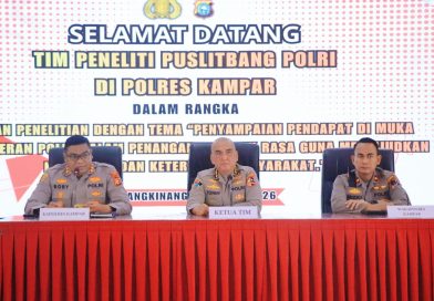 Polres Kampar menjadi salah satu titik penting penelitian Pusat Penelitian dan Pengembangan (Puslitbang) Polri. Kegiatan bertajuk penelitian penanganan unjuk rasa guna mewujudkan kamtibmas 2026 ini digelar di Aula Sanika Satyawada pada Selasa (3/3/2026). (Foto: Humas Polres Kampar)