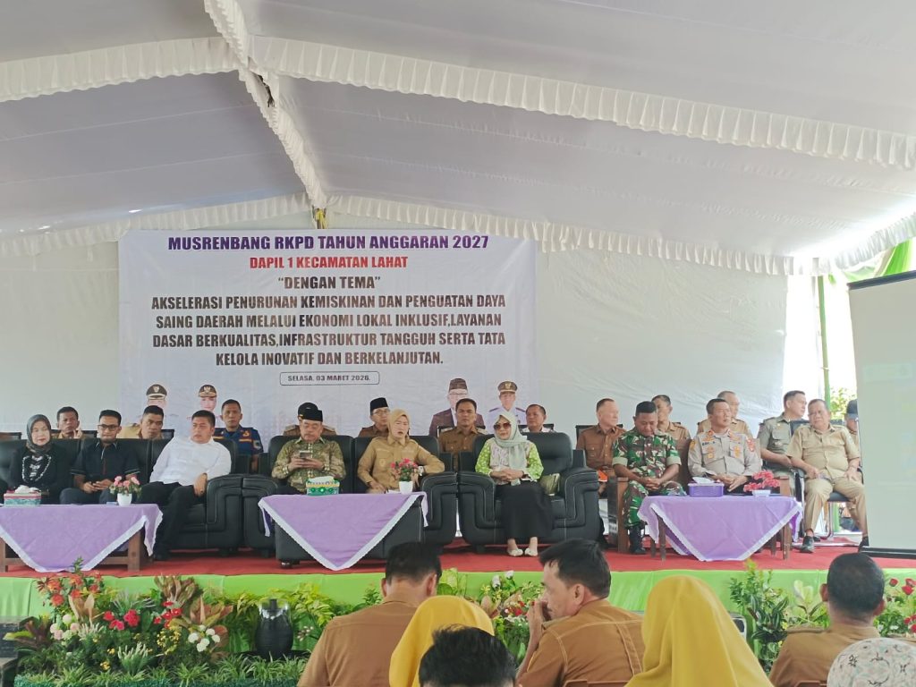 Bupati Lahat dan Wakil Bupati hadiri Musrenbang RKPD anggaran tahun 2027 tingkat kecamatan Dapil 1 kota di Kantor Camat Kota Lahat, Selasa (3/3/2026). (Foto: IST)