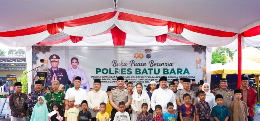 Bupati Batu Bara, H. Baharuddin Siagian, S.H., M.Si., menghadiri kegiatan buka puasa bersama di Mapolres Batu Bara, Kecamatan Lima Puluh, Rabu (4/3/2026). (Foto: Pemkab Batu Bara)