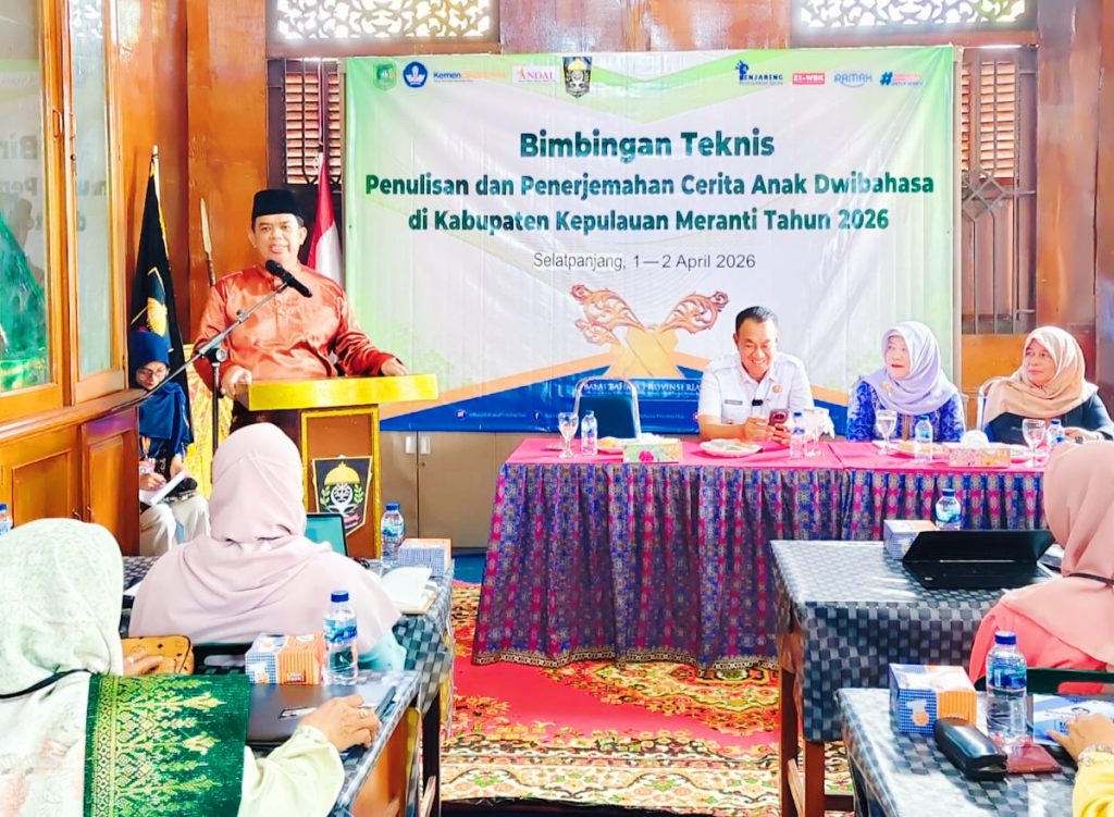 Lembaga Adat Melayu Riau (LAMR) Kabupaten Kepulauan Meranti bersinergi dengan Balai Bahasa Provinsi Riau (BBPR) menggelar Bimbingan Teknis (Bimtek) Penulisan Cerita Anak Dwibahasa, Rabu (1/4/2026). (Foto: Humas LAMR Kepulauan Meranti)